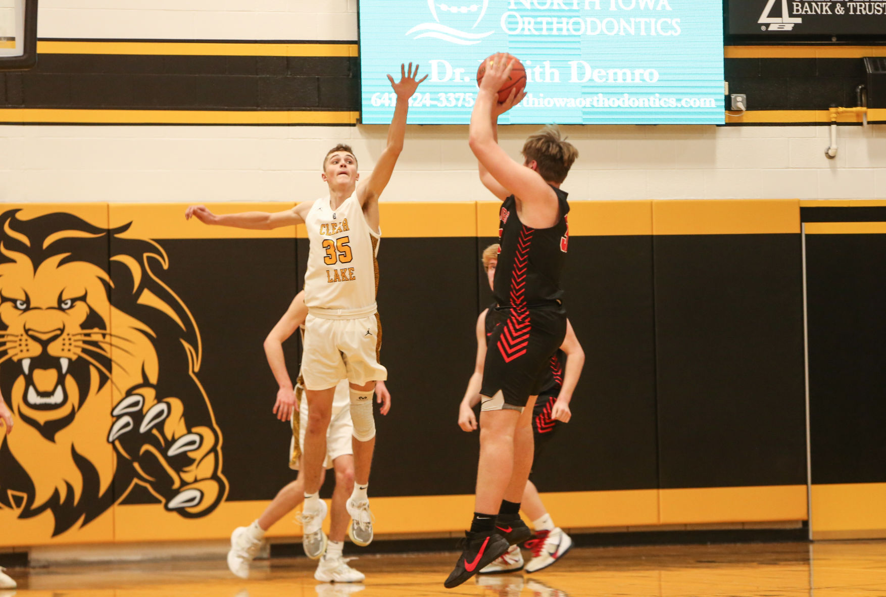 Clear Lake boys basketball vs H-D-C 02-22-21 -4.jpg